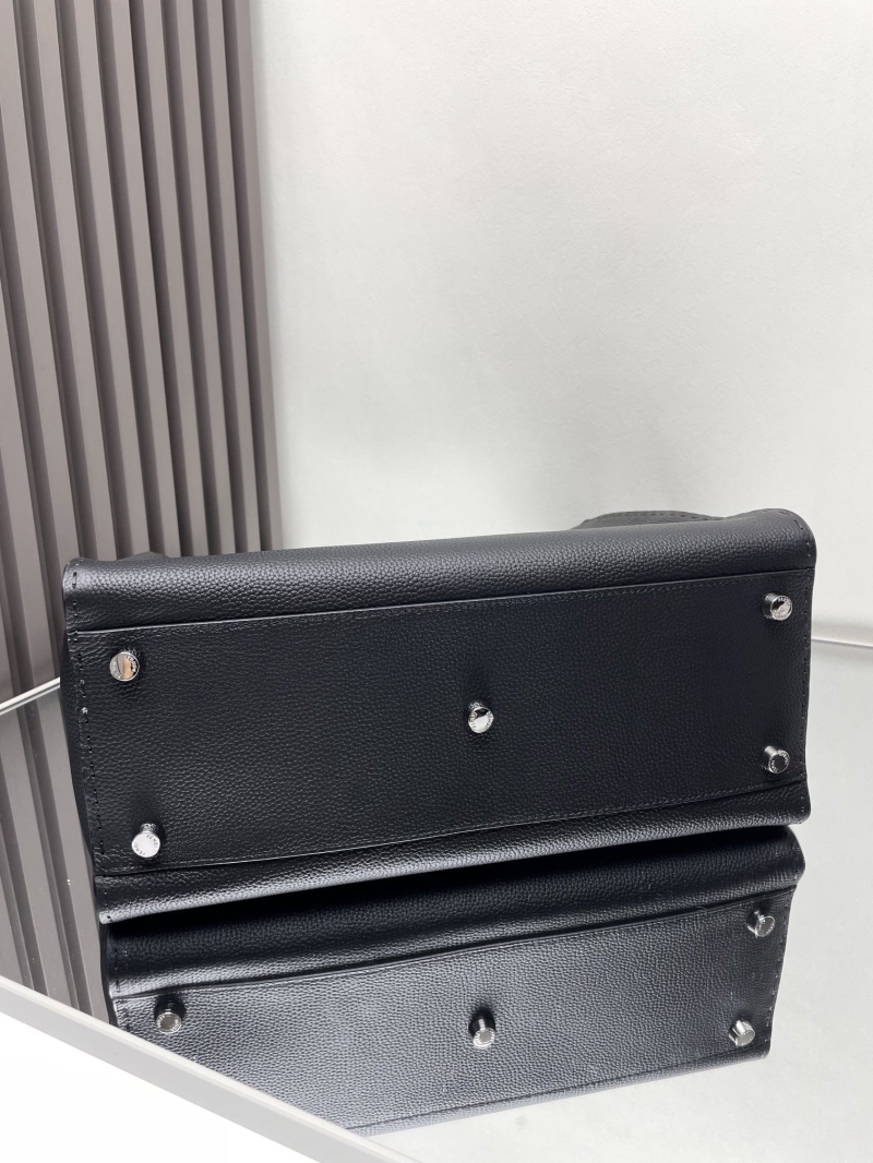F**di peekaboo bags